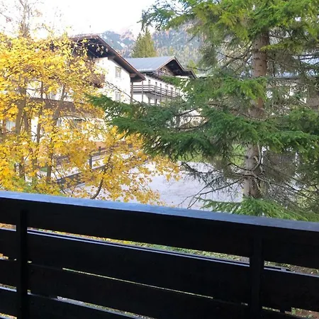 Clubhotel Апартаменти 3*